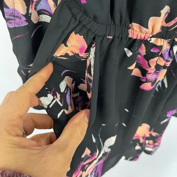 Arizona Jean company black and floral long sleeve romper women’s size medium - Picture 6 of 16